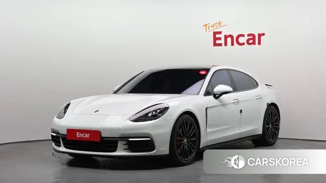 Porsche Panamera (971) 2018 Белый из Кореи