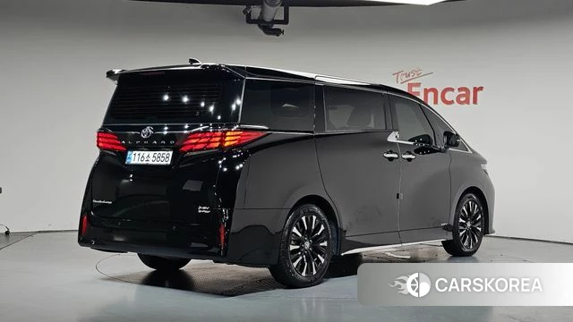 Toyota Alphard 4th Generation 2024 Черный из Кореи