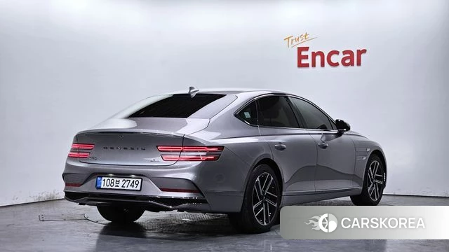 Genesis G80 (RG3) 2025 Серебристо-серый из Кореи