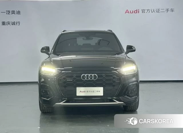 Audi Q5L 2025 Черный из Китая