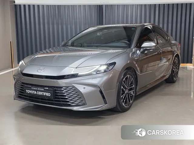 Toyota Camry (XV80) 2025 Цвет тростника из Кореи