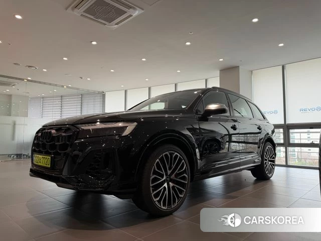 Audi SQ7 (4M) 2026 Черный из Кореи