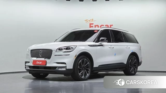 Lincoln Aviator 2nd generation 2021 Белый из Кореи