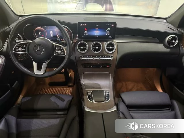 Mercedes-Benz GLC 2021 Белый из Китая