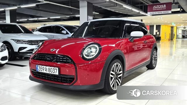 Mini Cooper C 4th generation 2025 Красный из Кореи
