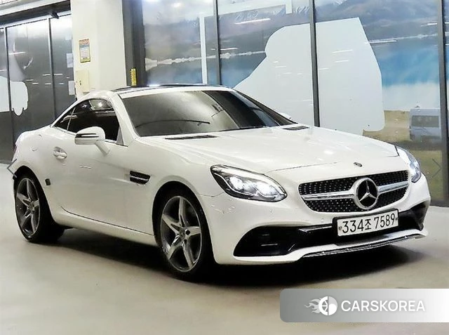 Mercedes-Benz SLC-Class R172 2019 Белый из Кореи