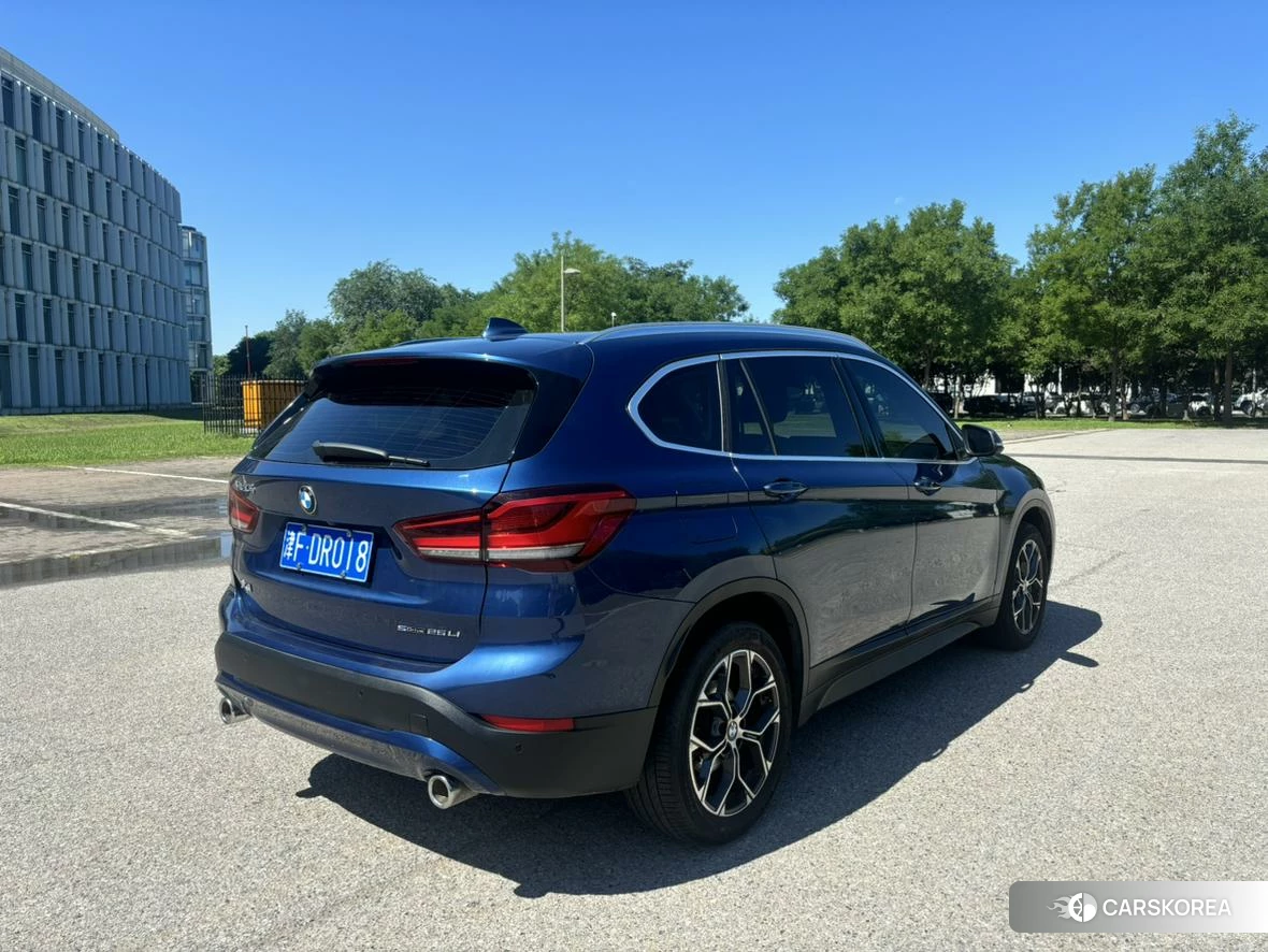 BMW X1 2021 Синий из Китая