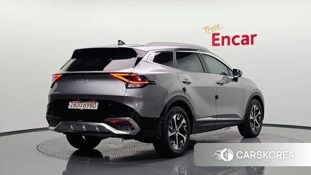 Kia Sportage 5th Generation 2023 Серебряный из Кореи