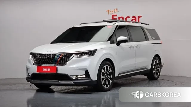 Kia Carnival 4th generation 2023 Белый из Кореи