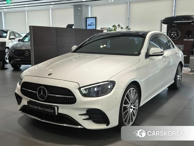 Mercedes-Benz E-Class W213 2021 Белый из Кореи