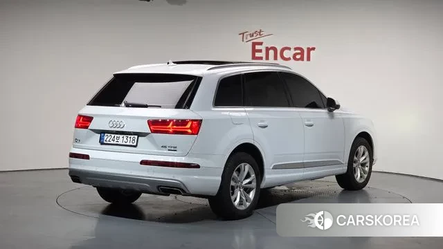Audi Q7 (4M) 2019 Белый из Кореи