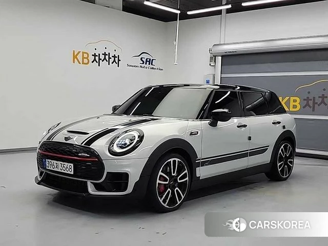 Mini Cooper S Clubman 2022 Белый двухцветный из Кореи