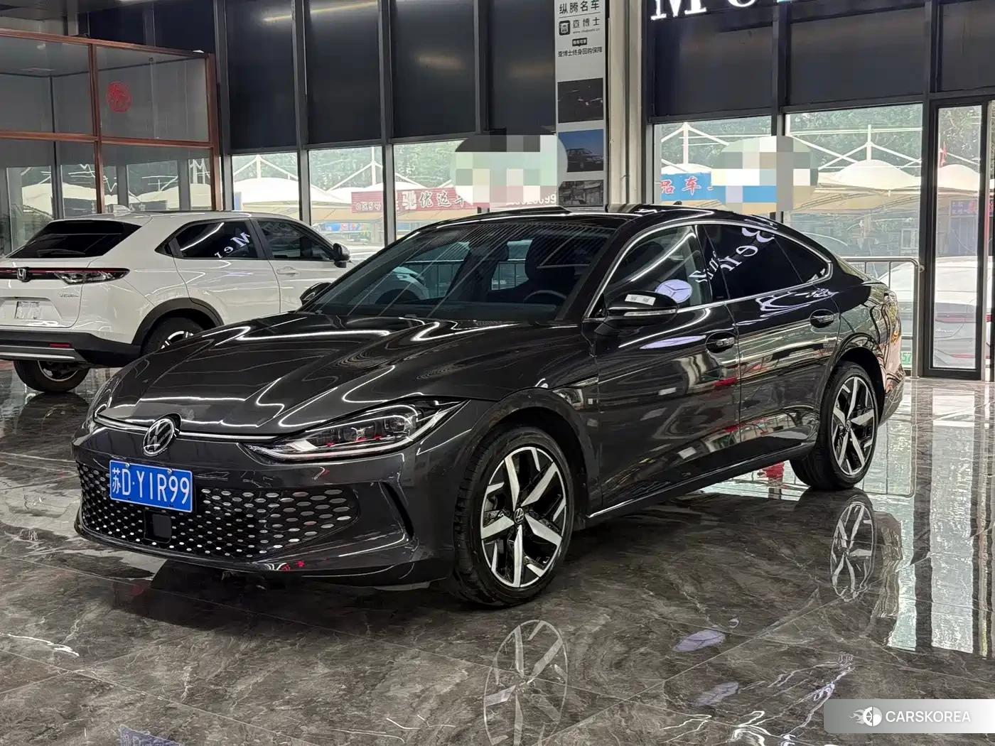 Volkswagen Lamando 2023 Silver/gray из Китая