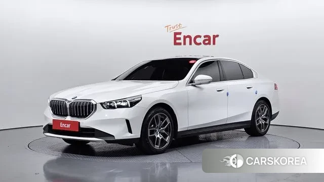 BMW 5 Series (G60) 2023 Белый из Кореи