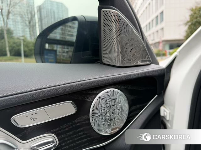 Mercedes-Benz Class C 2021 Белый из Китая