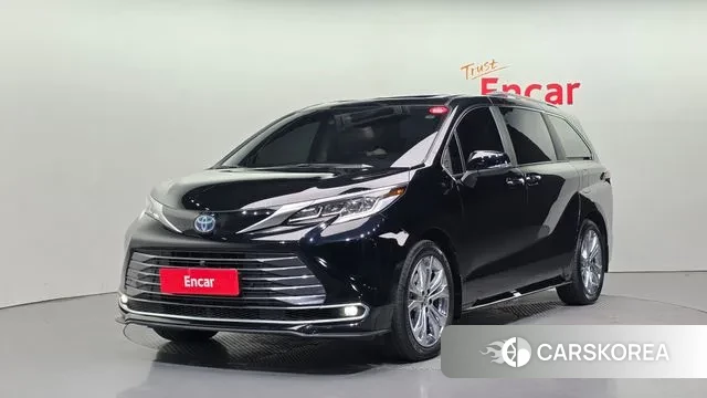 Toyota Sienna 4th Generation 2022 Черный из Кореи