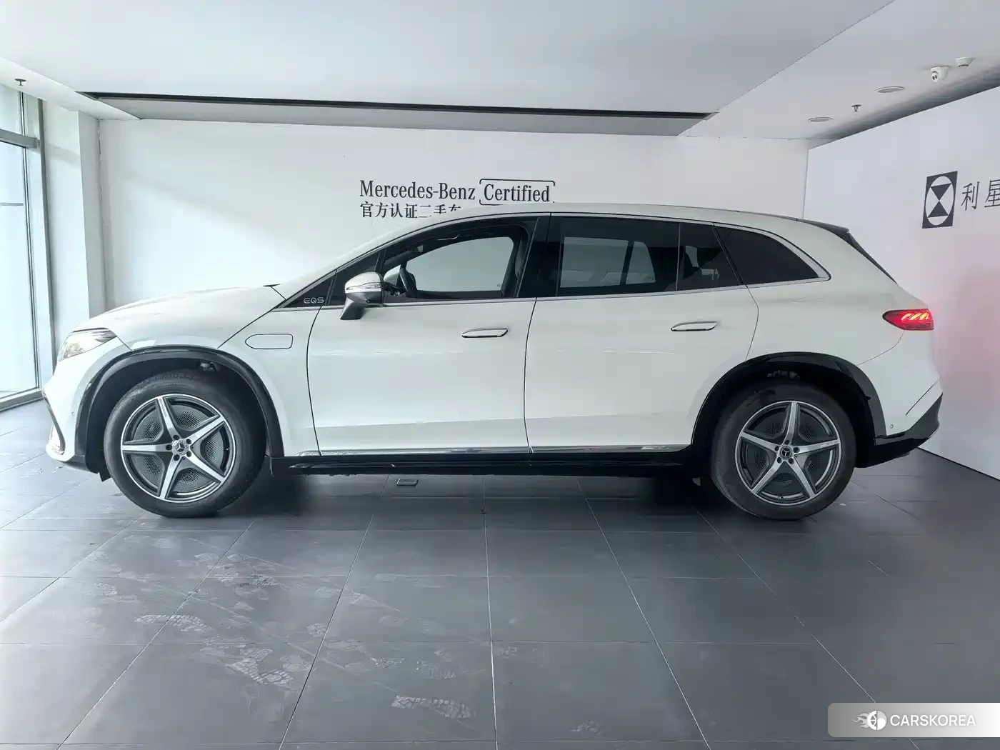 Mercedes-Benz EQS 2023 Белый из Китая