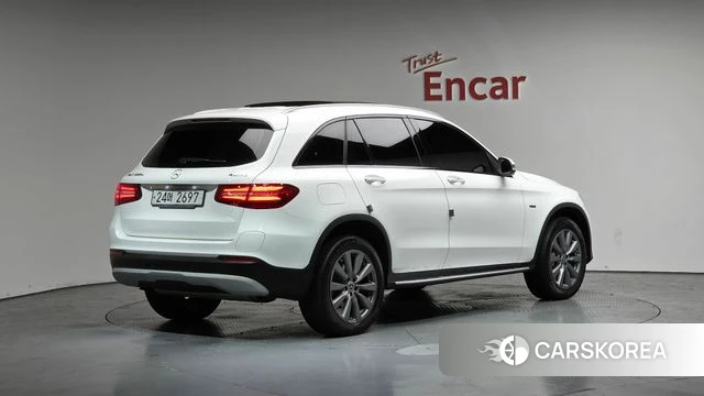 Mercedes-Benz GLC-Class X253 2019 Белый из Кореи