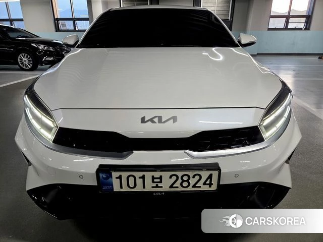Kia The New K3 2nd generation 2021 Белый из Кореи
