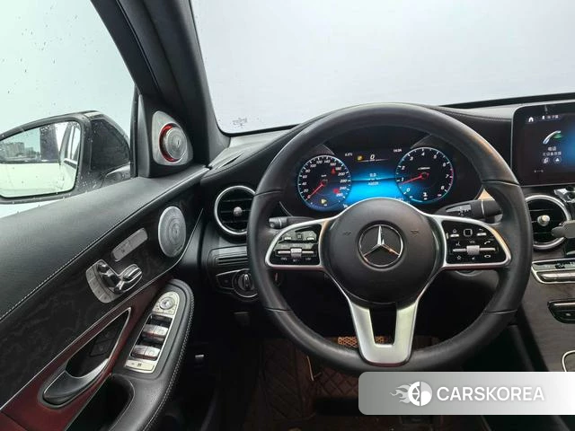 Mercedes-Benz GLC Coupe 2021 Белый из Китая