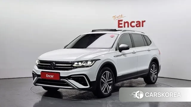 Volkswagen Tiguan Allspace 2022 Белый из Кореи