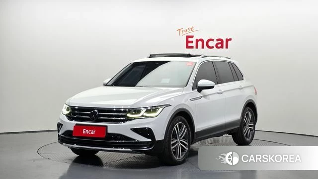 Volkswagen Tiguan second Generation 2022 Белый из Кореи