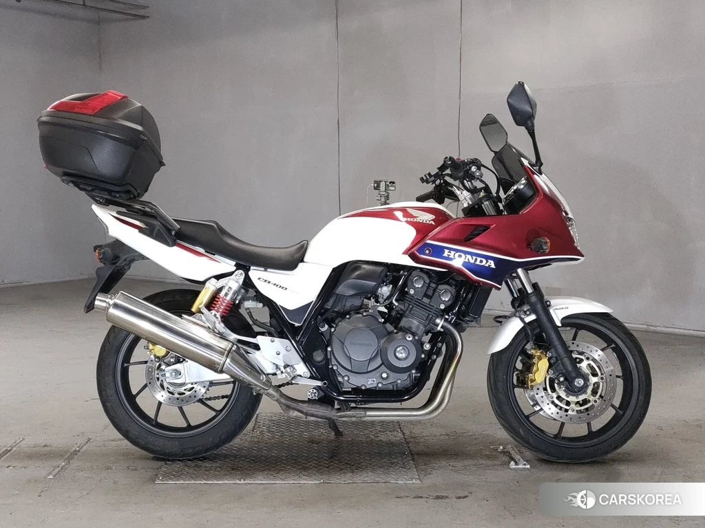 Проданный Honda CB400SF BOLDOR 2014 из Японии