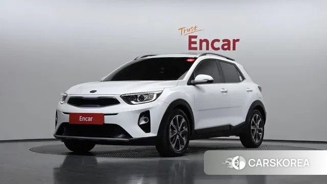 Kia Stonic 2018 Белый из Кореи