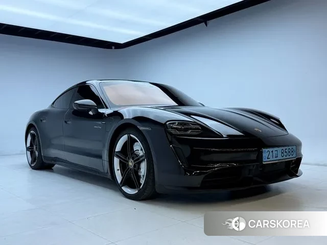 Porsche Taycan 2022 Черный из Кореи