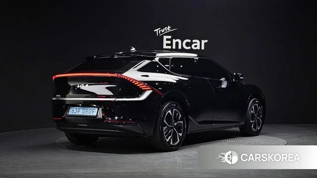 Kia EV6 2023 Черный из Кореи