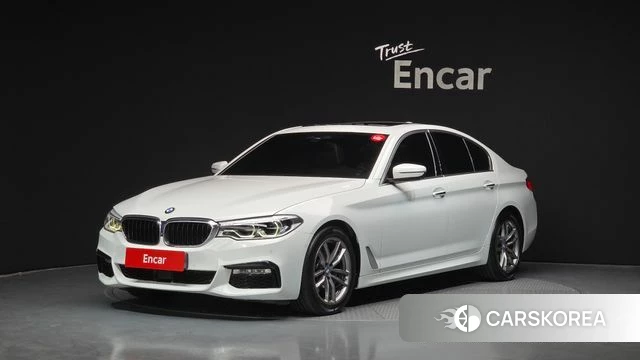 BMW 5 Series (G30) 2018 Белый из Кореи
