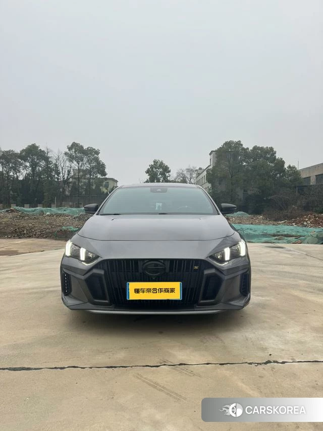 GAC Trumpchi Shadow Leopard 2022 Серебристо-серый из Китая