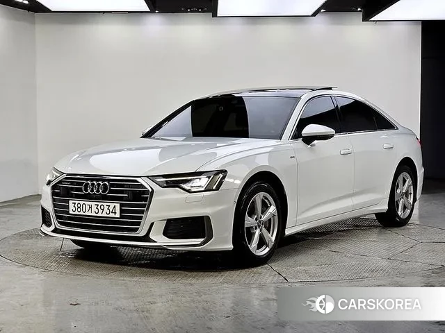 Audi A6 (C8) 2020 Белый из Кореи