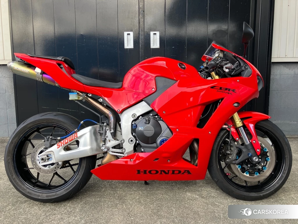 Проданный Honda CBR600RR 2014 из Японии