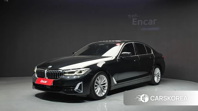 BMW 5 Series (G30) 2022 Черный из Кореи