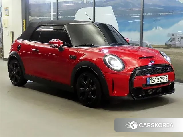 Mini Cooper S Convertible 2021 Красный из Кореи