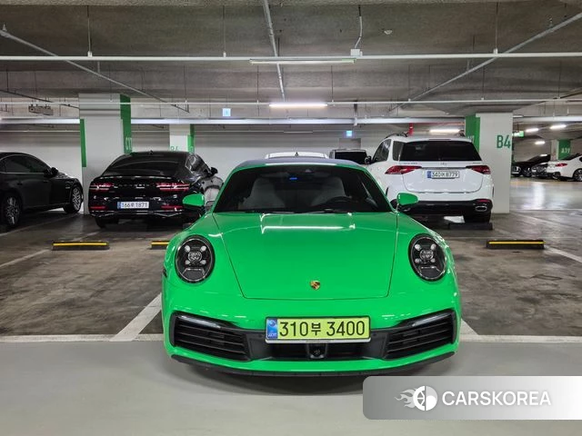 Porsche 911(992) 2023 Зеленый из Кореи