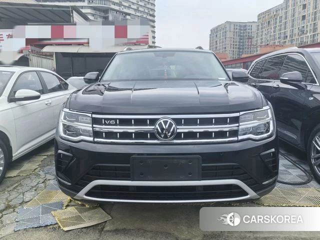 Volkswagen Tourang 2021 Черный из Китая