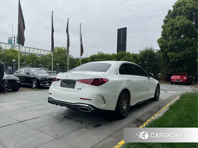 Mercedes-Benz Class C 2023 Белый из Китая