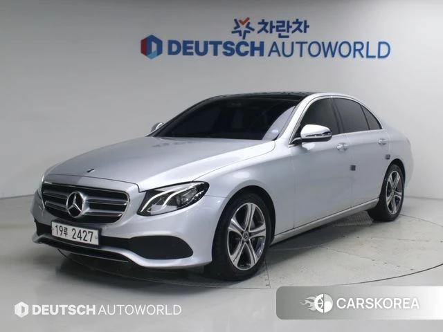 Mercedes-Benz E-Class W213 2019 Серебряный из Кореи