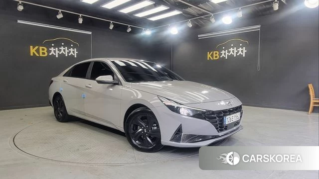 Hyundai Avante Hybrid (CN7) 2021 Серебристо-серый из Кореи