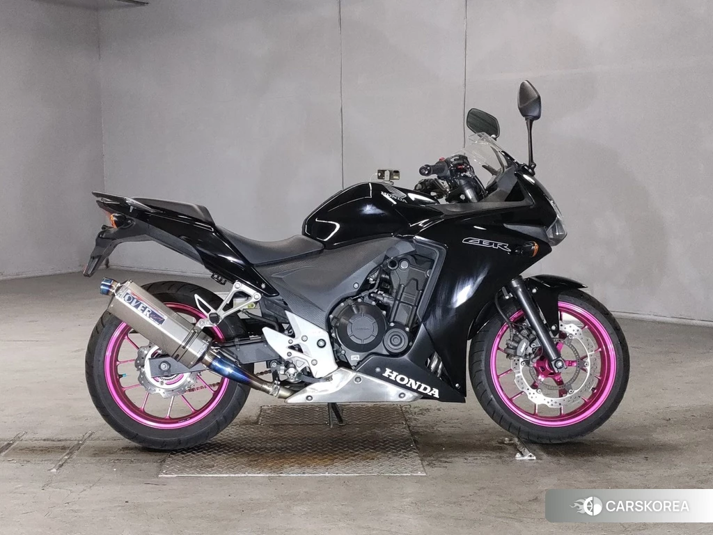 Проданный Honda CBR400R 2013 из Японии