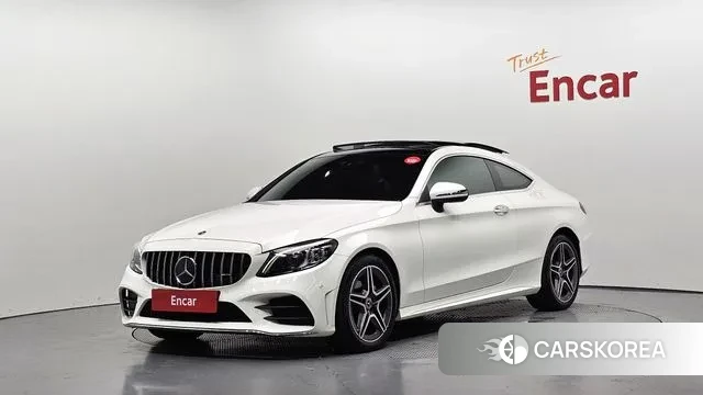 Mercedes-Benz C-Class W205 2021 Белый из Кореи