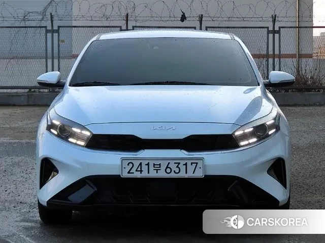 Kia The New K3 2nd generation 2022 Белый из Кореи
