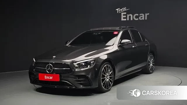 Mercedes-Benz E-Class W213 2023 Серый из Кореи