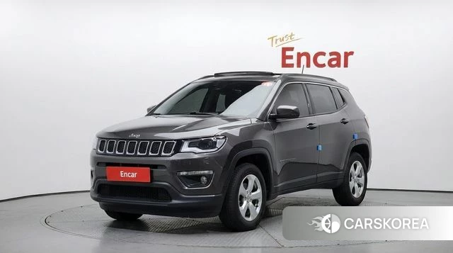 Jeep Compass 2nd Generation 2018 Серый из Кореи