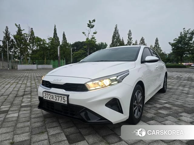 Kia The New K3 2nd generation 2022 Белый из Кореи
