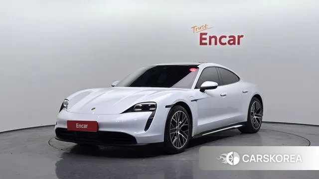 Porsche Taycan 2023 Белый из Кореи