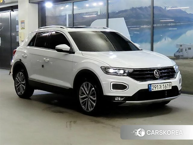 Volkswagen T-Roc 2021 Белый из Кореи