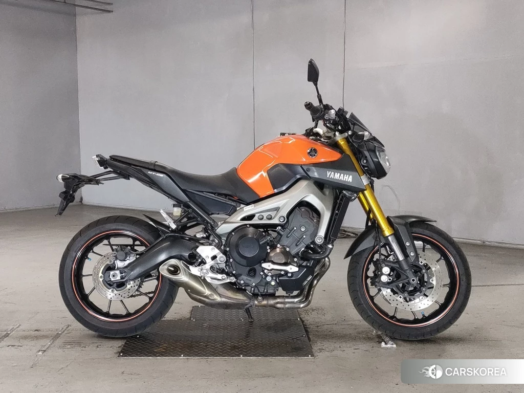 Проданный Yamaha MT-09 id 4175421 из Японии, фото 2